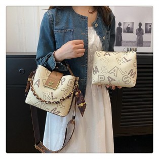 5048 WOMEN SLING BAG